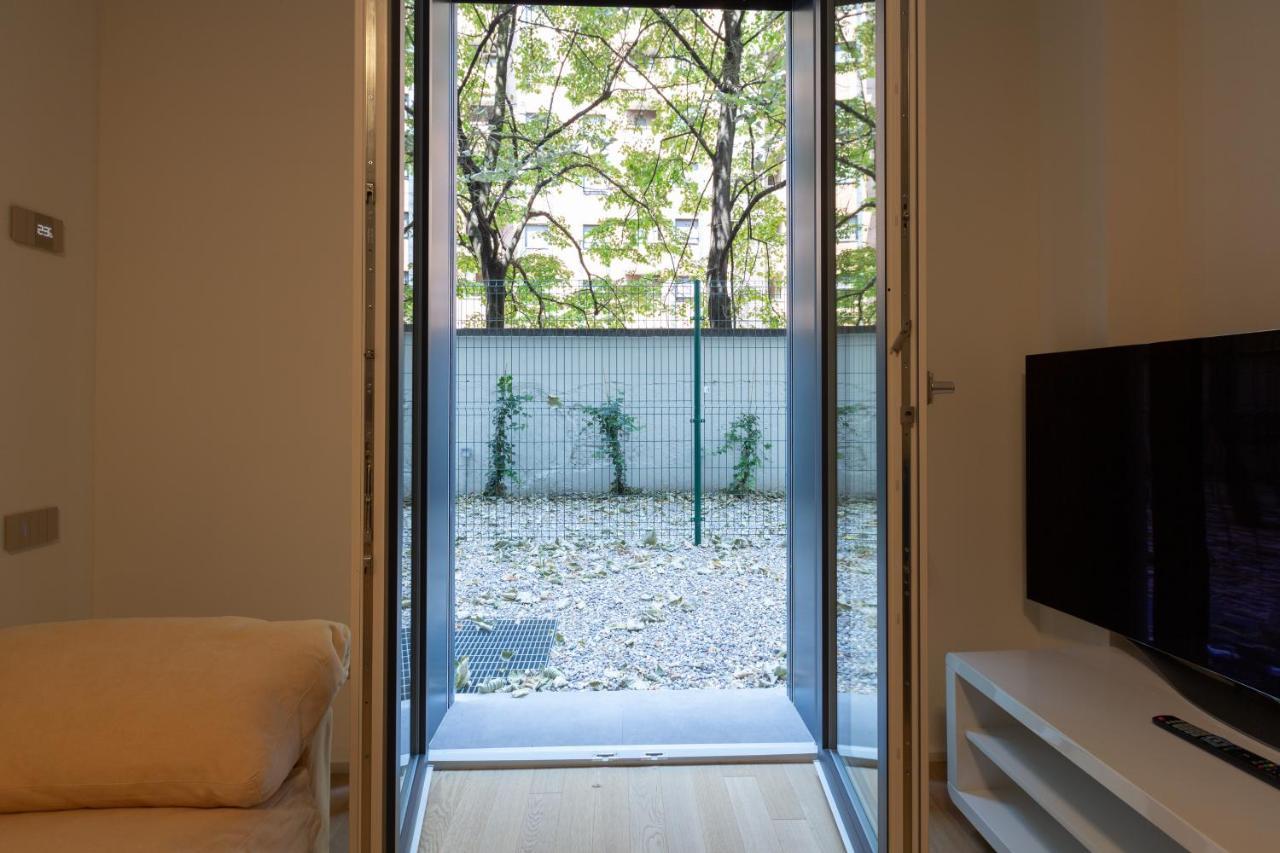 Cozy Flat With Parking Apartment Milano Ngoại thất bức ảnh