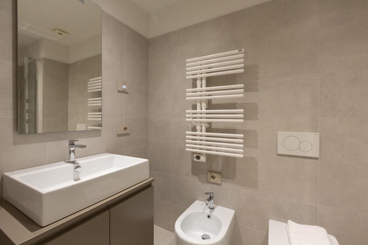 Cozy Flat With Parking Apartment Milano Ngoại thất bức ảnh